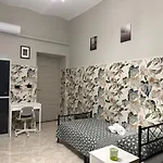 Soha's Guest house *